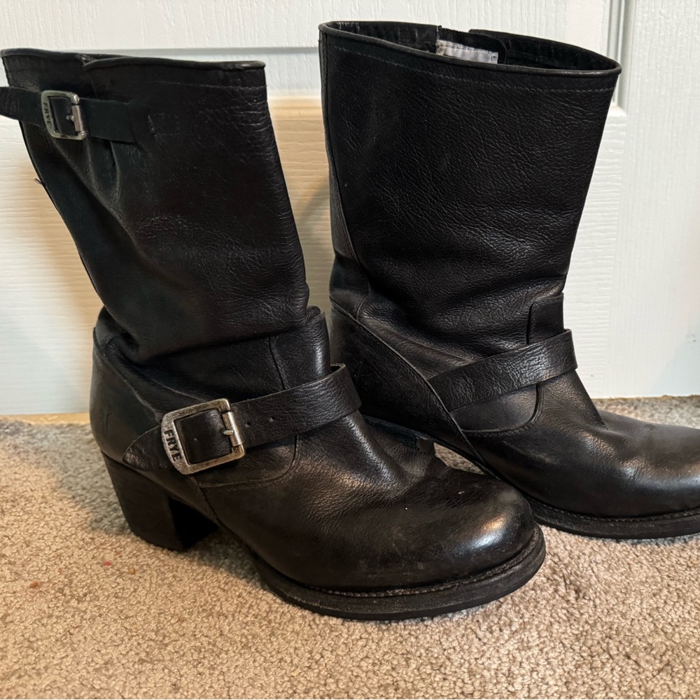 Frye Vera black heeled moto boots size 8.5